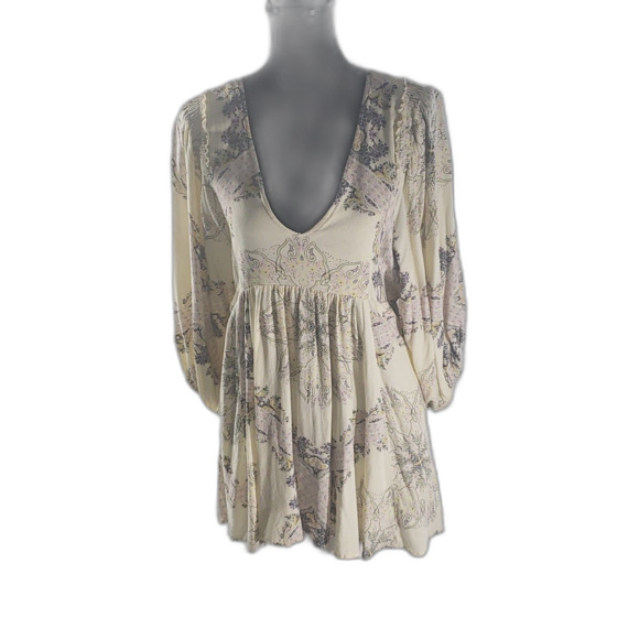 Beyond the Radar Paisley Boho Western V-neck Pockets Dolman Sleeve Top Size M - Picture 1 of 8